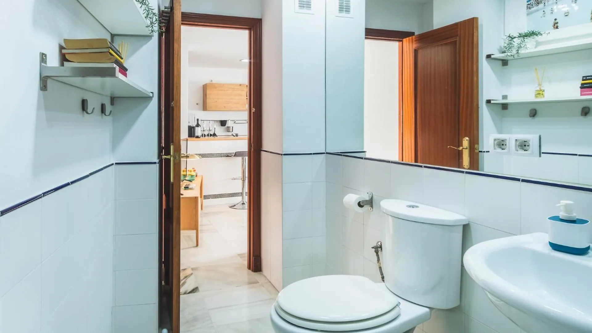 Precioso Apartamento Con Terraza Independiente En Pleno Centro El Puerto de Santa Maria 0*,  Spain